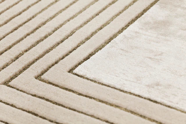 Handwoven Wool & Viscose Luxury Rug